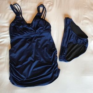 Maternity matching suit